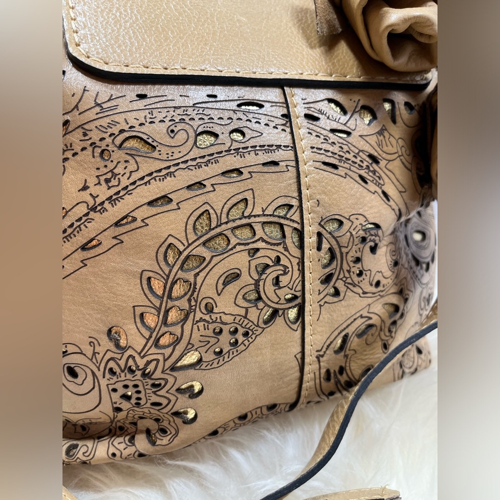 Patricia Nash Laser Lace Vilani Leather Tote with Metallic Gold leather undercut - Picture 11 of 17